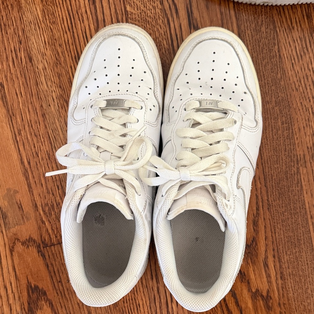 White Men's airforce 1 Sneakers